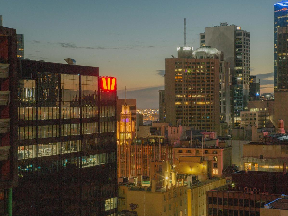 Apc On Bourke Aparthotel Melbourne Exterior photo